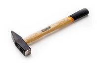 Молоток слюсарний  500гр з дерев'янною ручкою 